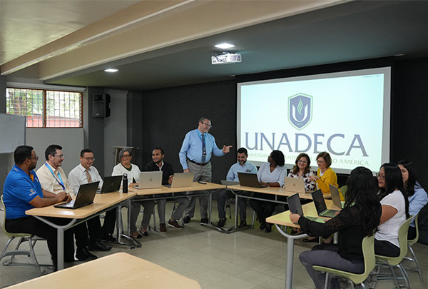 Actividades destacadas del Departamento de Investigación UNADECA